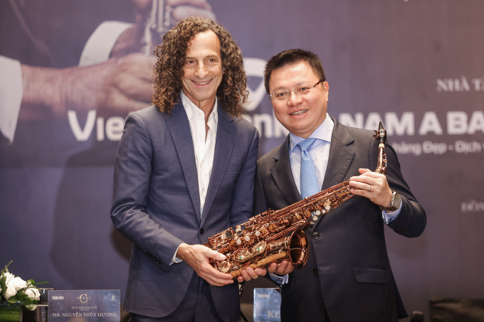 &Amp;Quot;HuyềN ThoạI&Amp;Quot; Saxophone Kenny G TiếT Lộ Kế HoạCh Ghé ThăM Phố Cổ HộI An - ẢNh 4.