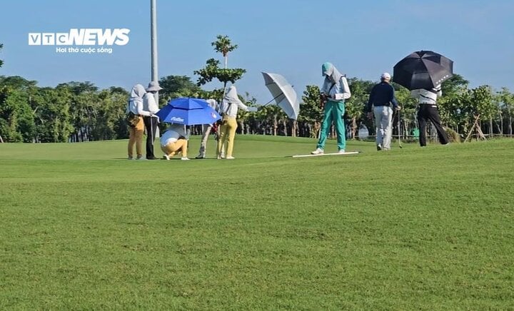 LãNh đạO Sở ở BắC Ninh Trong 7 NgàY đI ChơI Golf Giờ HàNh ChíNh TớI 3 LầN - ẢNh 8.