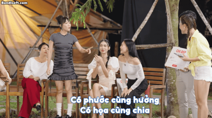 CặP Song Ca &Amp;Quot;LiềU LĩNh&Amp;Quot; NhấT Show Chị ĐẹP: Lan NgọC Có Gan HáT, DiệU Nhi Có Gan NhảY Phụ HọA! - ẢNh 1.