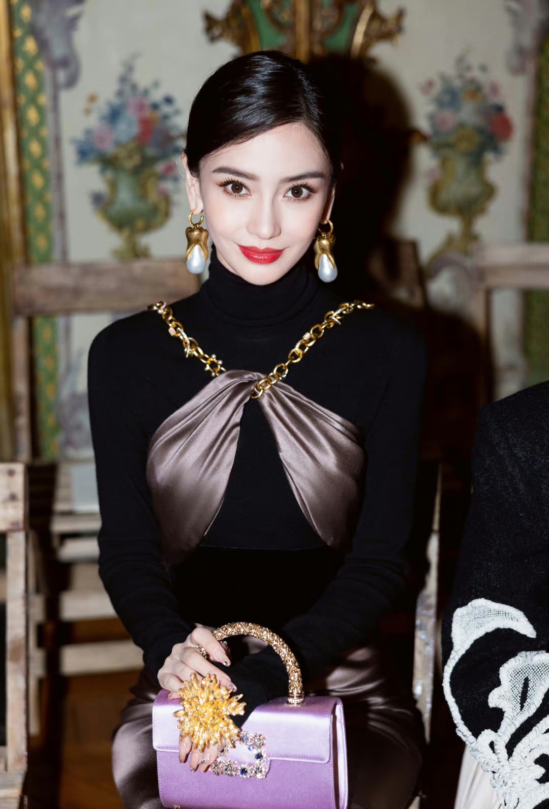 Angelababy ChưA Từ Bỏ Sau Khi Bị Phong SáT Vì LùM XùM Lisa, Toan TíNh Trở LạI Showbiz Theo CáCh BấT Ngờ- ẢNh 1.