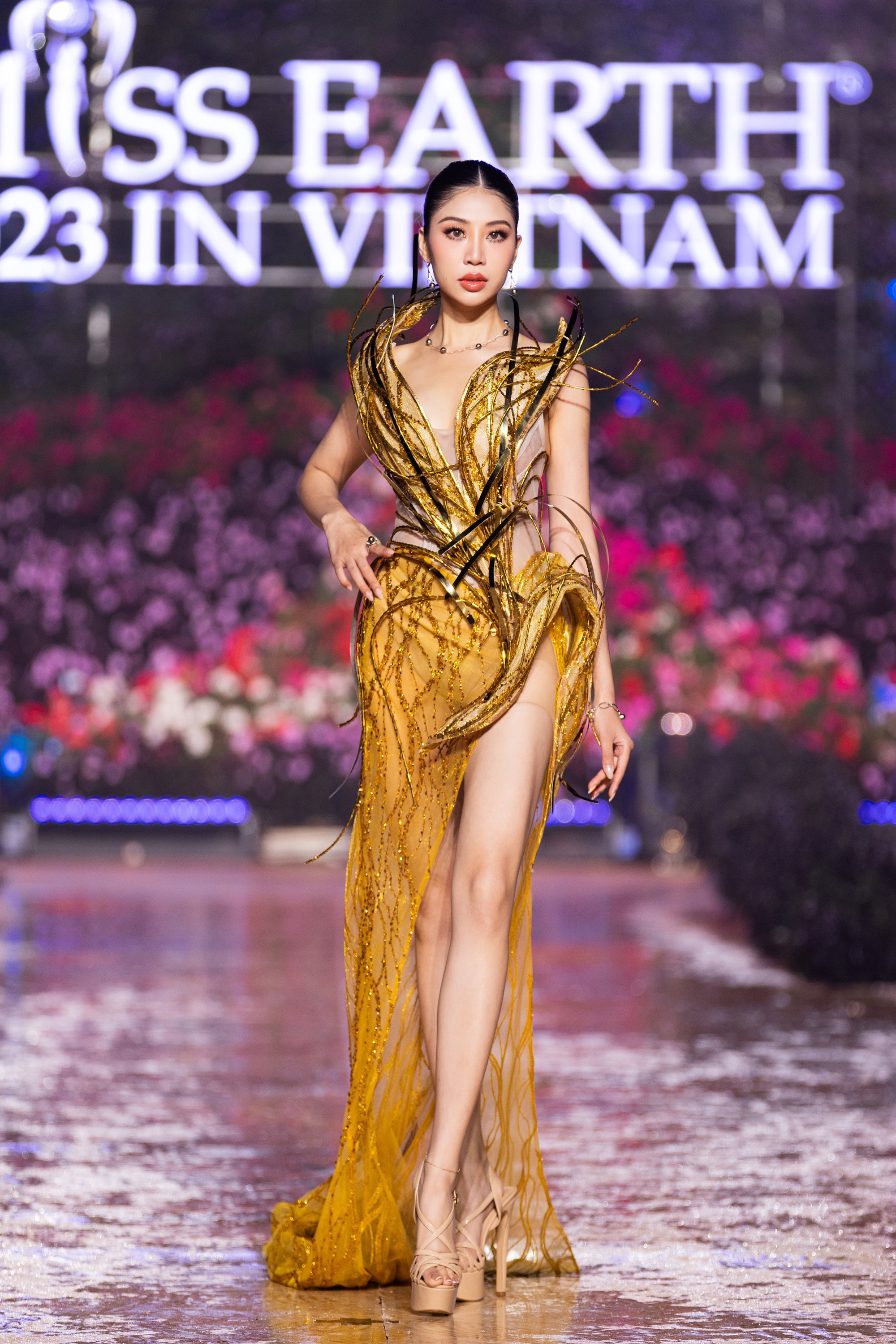 BáN KếT Miss Earth 2023: Thi Bikini DướI ThờI TiếT 15 độ, Trang PhụC đầU Voi CủA Lan Anh BỗNg Viral KhắP Mxh- ẢNh 13.