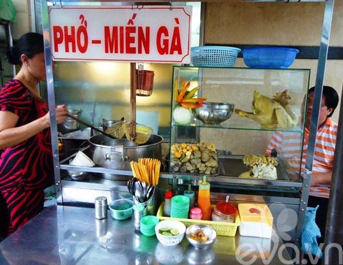 Phở, Miến Gà Lê Văn Sỹ: Ăn Là Mê! 1