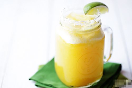 Cách Pha Chế Cocktail Margarita Dứa Tuyệt Hảo 1