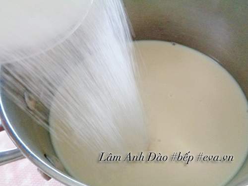 Cách Làm Bánh Flan Pudding Mềm Mịn, Thanh Mát 9