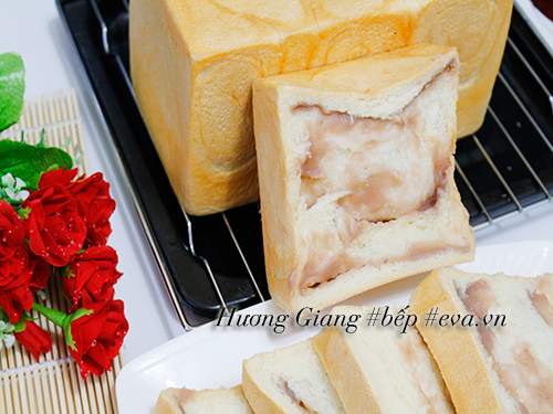 Bữa Sáng Nhẹ Nhàng Với Bánh Mì Gối Nhân Khoai Môn 33