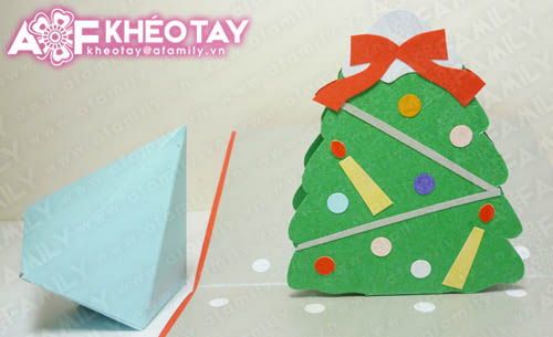 Trổ Tài Tự Làm Thiệp Nổi Cây Thông Noel Tặng Bạn Bè 19