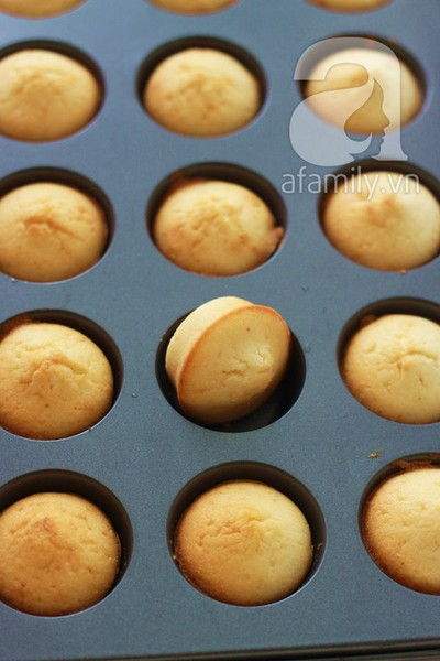 Thử Làm Bánh Donut Muffin Mềm Ngon Ai Cũng Mê 11