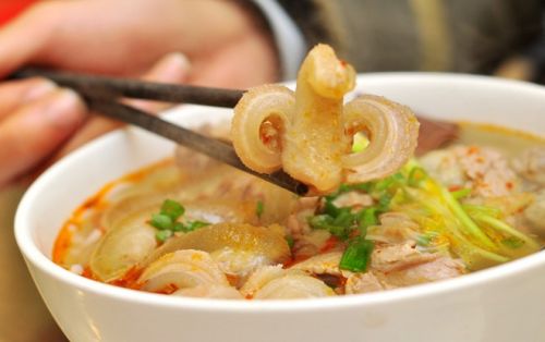 Bún Pín Bò Nổi Tiếng Ngon Ở Phố Hòa Mã 4