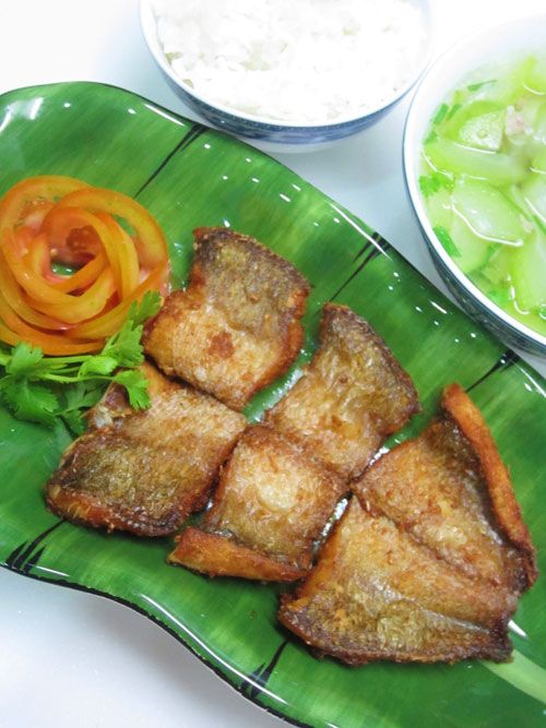 Cá Lóc Chiên Sả Thơm Giòn Ngon Cơm Ngày Rét 8