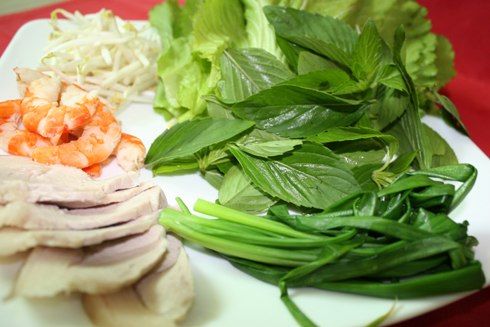 Cải Xanh Cuốn Tôm Thịt Ngon Miệng 1