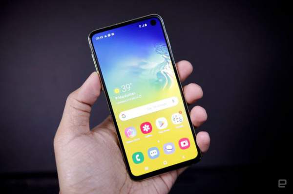 Những Mẫu Smartphone Cận Cao Cấp Đáng Chú Ý Năm 2019 1