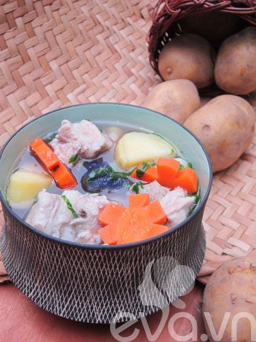 Nấu Canh Sườn Khoai Tây Nóng Hổi 8