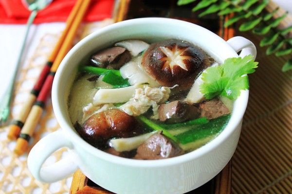 Đón Gió Mùa Bằng Món Sườn Kho Ngũ Sắc Và Canh Nấm Mát Lành 3