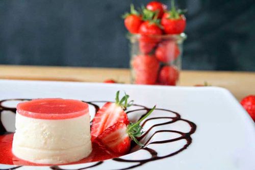 Panna Cotta Sốt Dâu Tây Thơm Ngon Hấp Dẫn 5