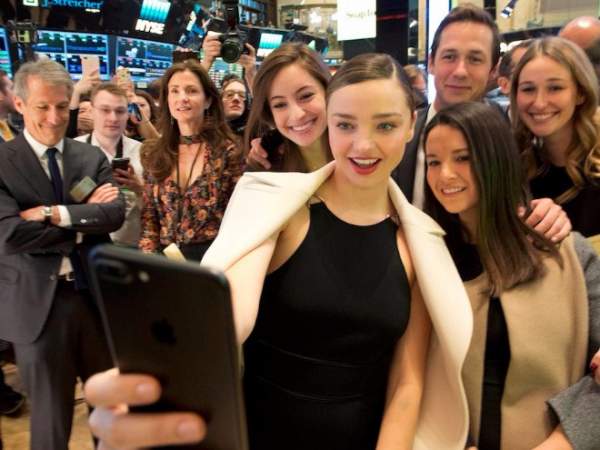 Mối Tình Lãng Mạn 2 Năm Giữa Ceo Snap Và Siêu Mẫu Miranda Kerr 12