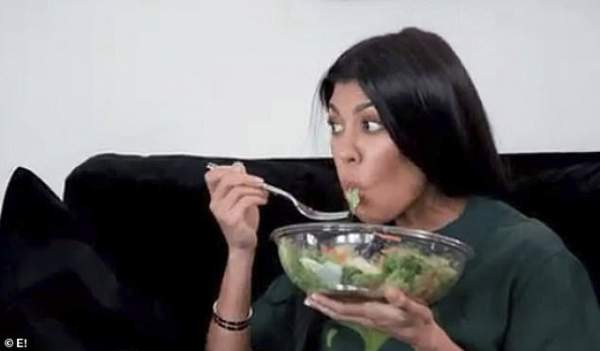 Kourtney Kardashian Đẹp Gợi Cảm Trong Bộ Ảnh Mới 2