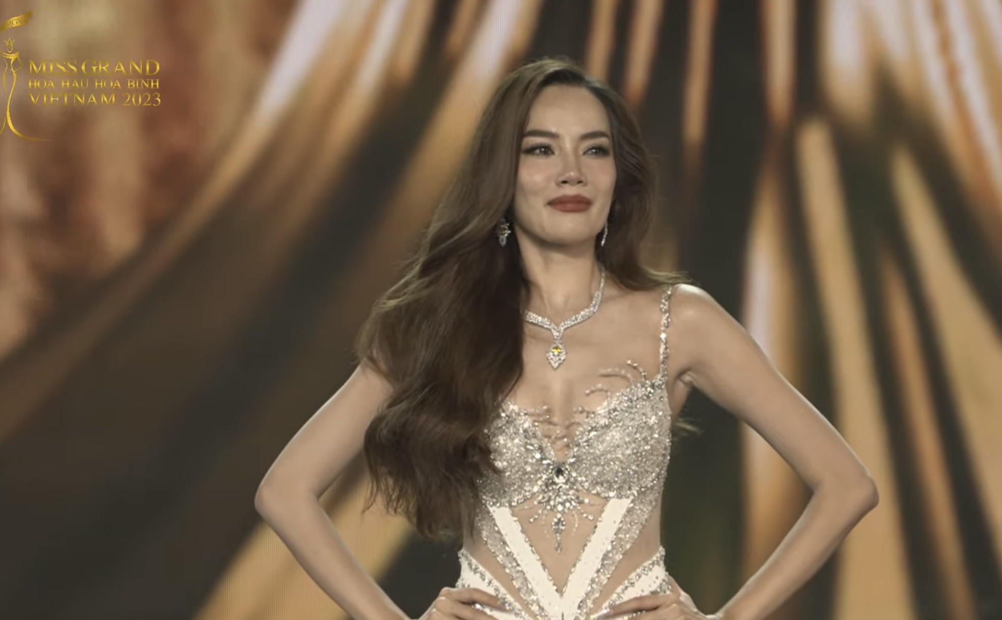 Lê HoàNg PhươNg ChíNh ThứC đăNg Quang Miss Grand Vietnam 2023 - ẢNh 3.