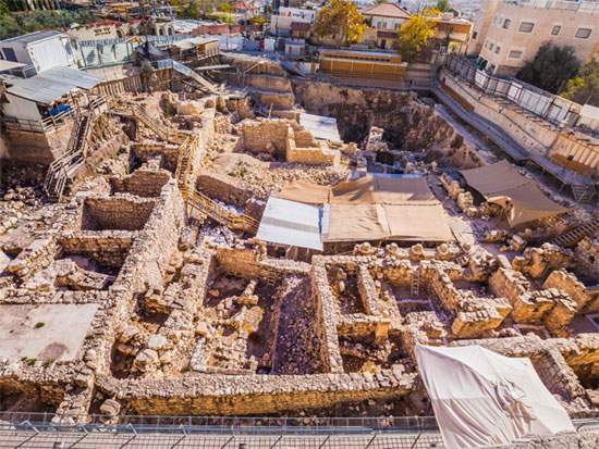 Phát Hiện Chiếc Nhẫn 2.000 Năm Tuổi Ở Thành Cổ Jerusalem 1