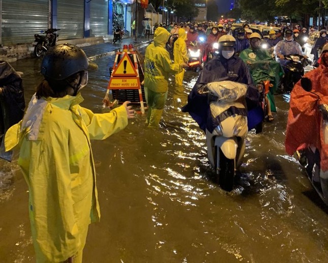 Hà NộI HạN Chế NgườI DâN Ra đườNg Khi BãO đổ Bộ, Dự KiếN 10 đIểM NgậP NặNg - ẢNh 2.