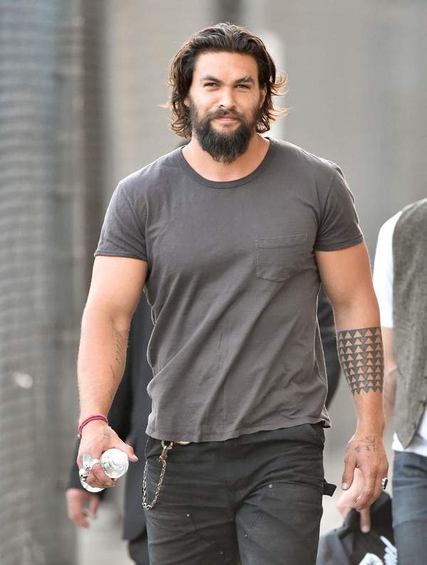 Ngắm Thân Hình Đẹp Như Tượng Của “Aquaman” Jason Momoa 4