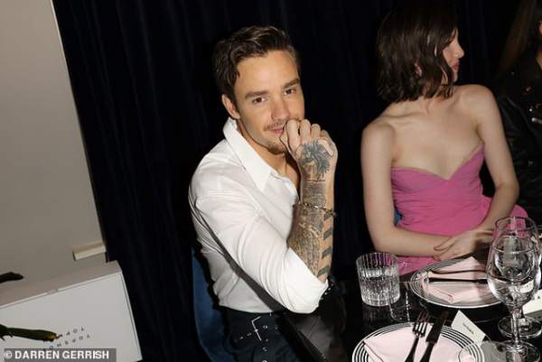 Liam Payne Tái Xuất Bên Bạn Gái 19 Tuổi 6