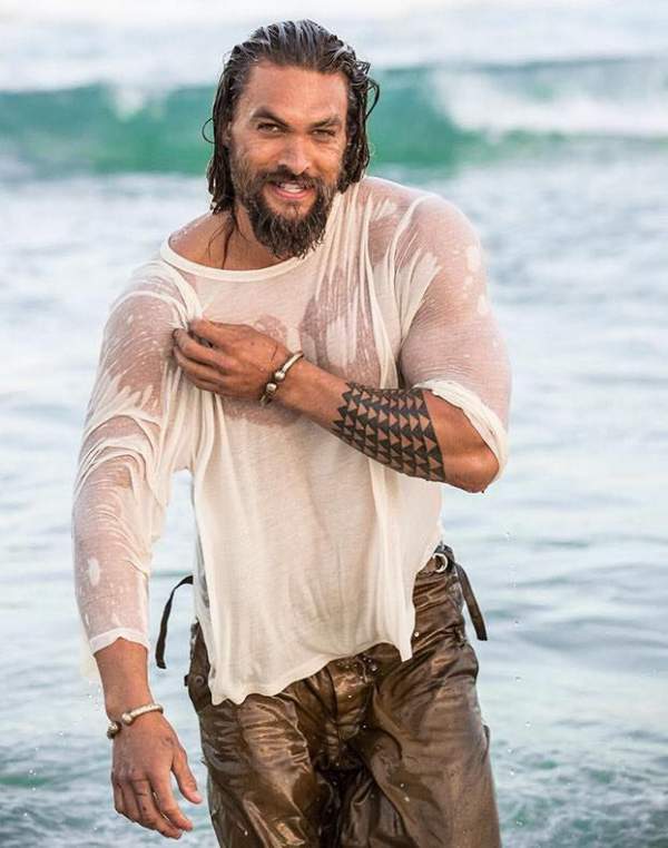 Ngắm Thân Hình Đẹp Như Tượng Của “Aquaman” Jason Momoa 9