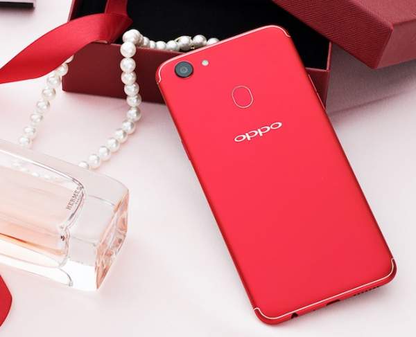 Top Smartphone Màu Đỏ Rực Làm Quà Noel 2017 3