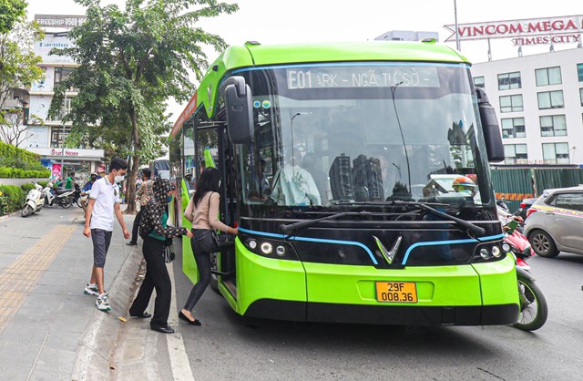 ‘Xanh HóA’ Xe BuýT: CầN Cơ Chế độT Phá - ẢNh 1.