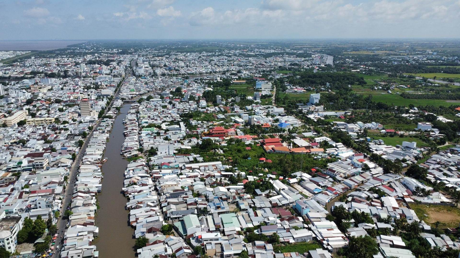 ‏ TỉNh Duy NhấT Có 2 SâN Bay Và ThàNh Phố đảO - ẢNh 2.