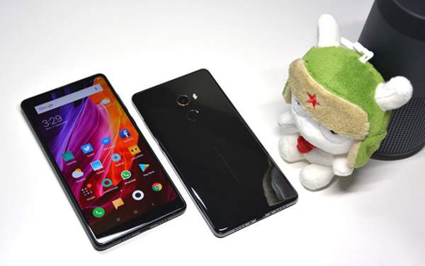 Chính Thức: Xiaomi Mi Mix 2 Vỏ Gốm Nguyên Khối Lên Kệ Tại Việt Nam 1