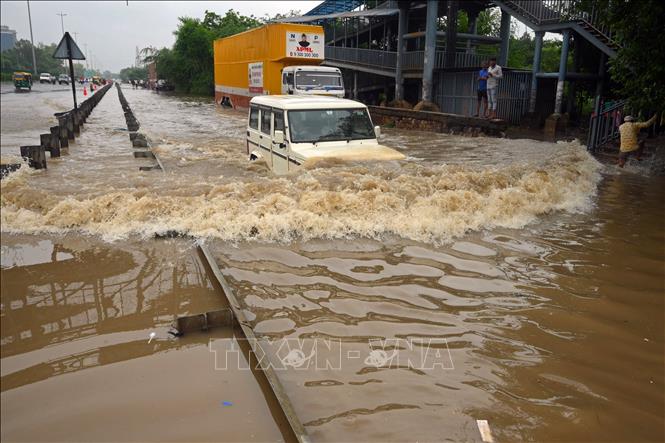 NóNg ThiêU đốT Và MưA Kỷ LụC, ChâU Á 