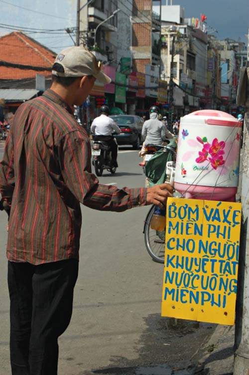 Rau Sạch Quý Giá Cũng Tặng Miễn Phí, Kể Sao Hết Cái Hào Sảng Của Người Sài Gòn 12