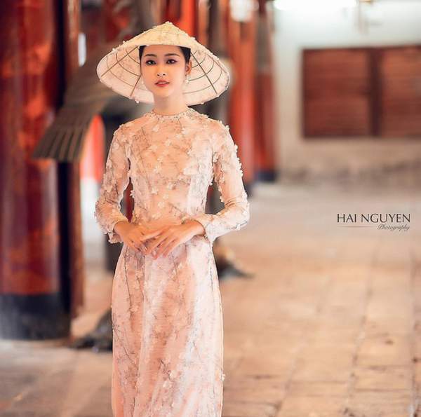 Cô Thủ Khoa Mê Hát Vì Cộng Đồng 2