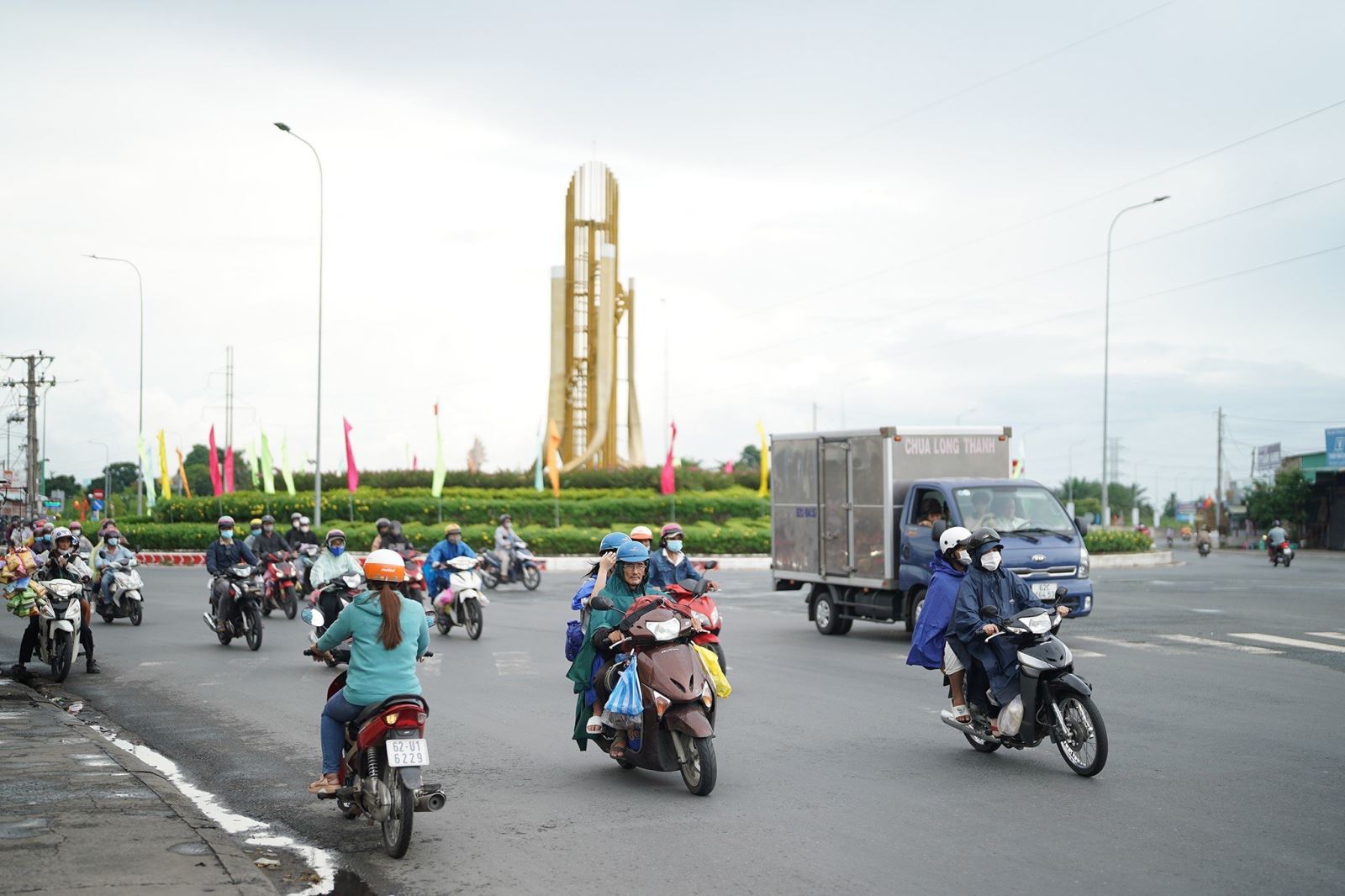 Tp Hô Chí Minh LiêN KếT VơI ĐBscl để TạO độT Phá PháT TriểN Kinh Tế - ẢNh 2.