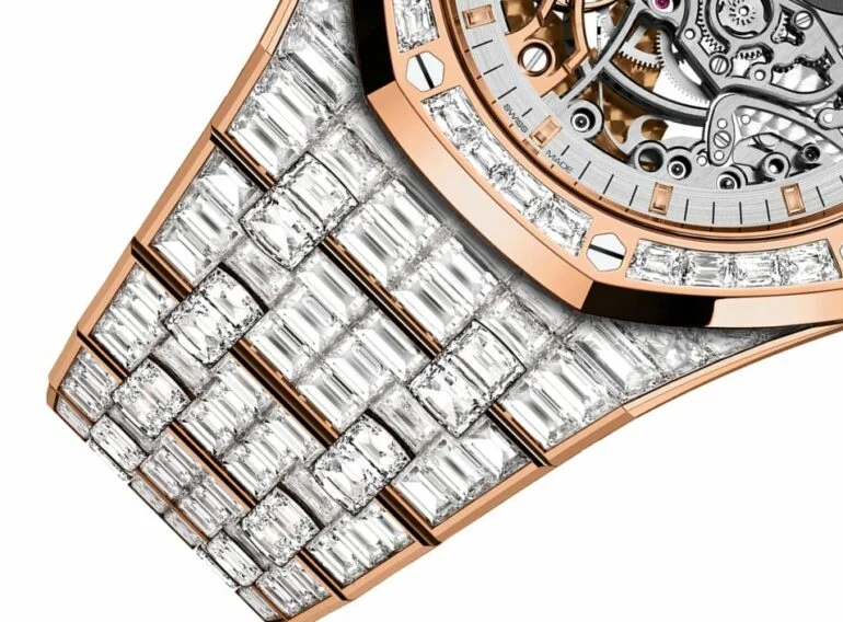 Bố Tỷ Phú ‘GiảN Dị’ đEo Rolex 200 TriệU đồNg, Con Trai DiệN đồNg Hồ đắT GấP GầN 400 LầN, NạM 436 ViêN Kim CươNg: ﻿﻿VẫN ChưA PhảI ChiếC đắT NhấT Trong Bst - ẢNh 4.