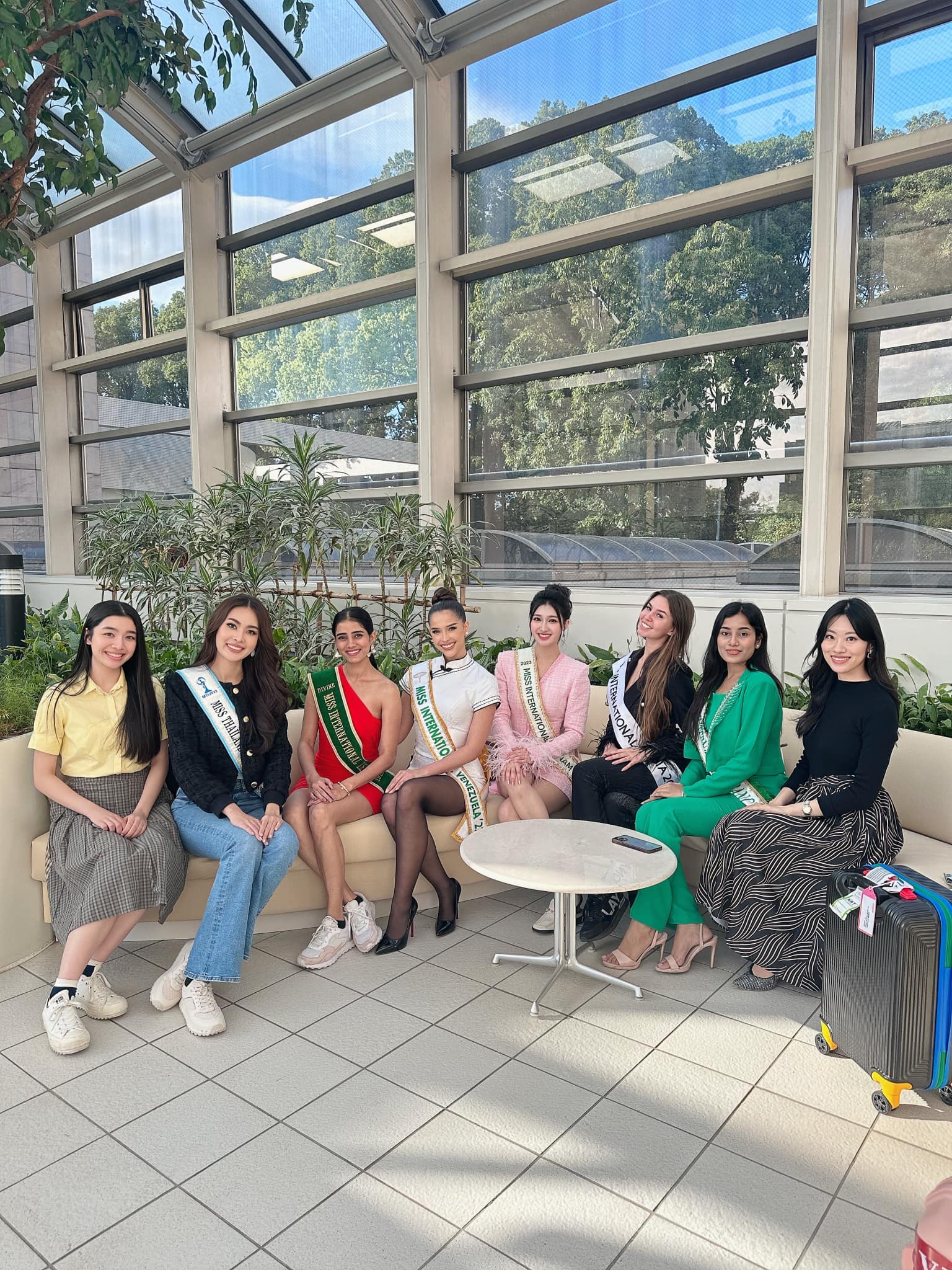 Á HậU PhươNg Nhi Bị Team Qua đườNg TóM DíNh, Nhan SắC NàNg Thơ &Amp;Quot;đáNh BạI&Amp;Quot; Camera ThườNg - ẢNh 5.