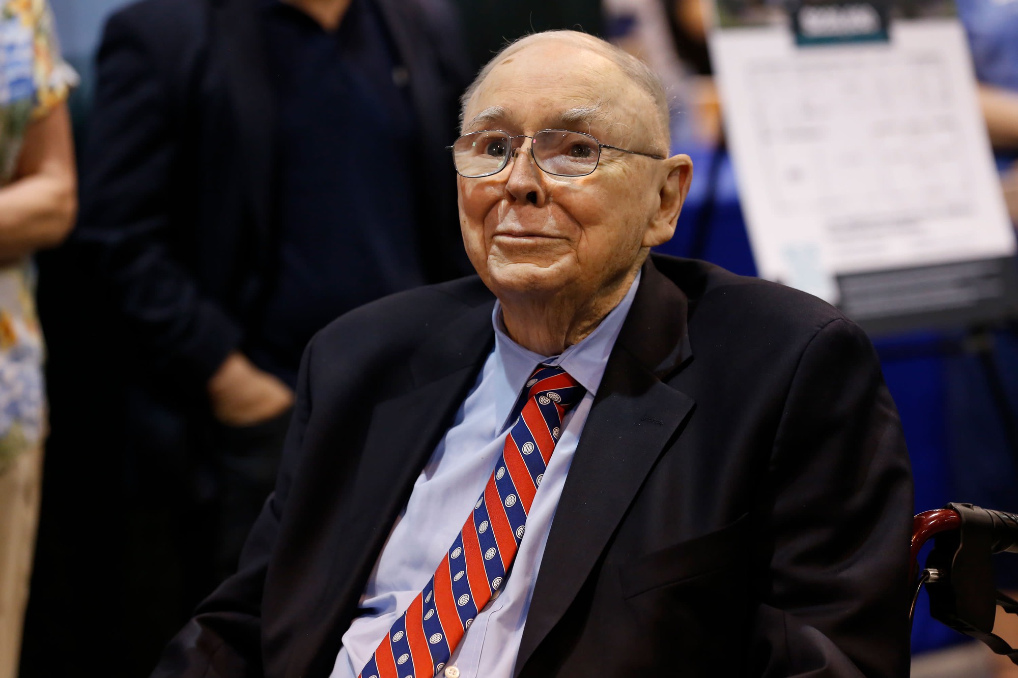 Tỷ Phú Charlie Munger: LàM GiàU Từ Từ, KiêM Quá NhiềU ViệC MộT LúC Là MộT CáI BệNh, CáI BẫY KhiếN NhiềU NgườI Kinh Doanh ThấT BạI - ẢNh 2.