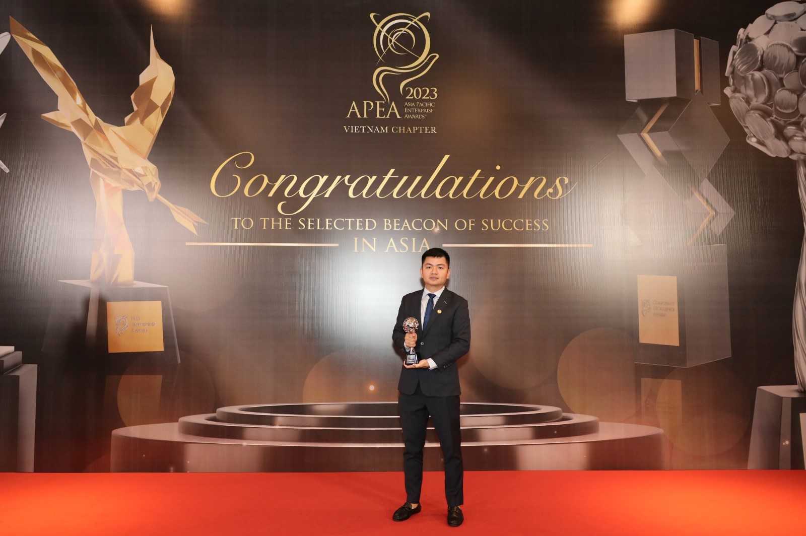 Kienlongbank GiàNh Cú đúP GiảI ThưởNg TạI Asia Pacific Enterprise Awards 2023 - ẢNh 2.