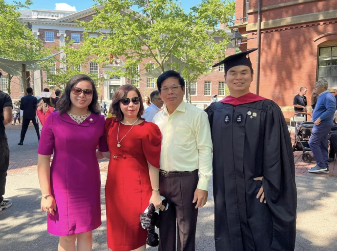 5 Bí QuyếT CủA ôNg Bố ViệT GiúP 2 Con đỗ ThạC Sĩ Harvard: KhôNg BiếN Trẻ ThàNh &Amp;Quot;Gà CôNg NghiệP&Amp;Quot;, TrướC 18 TuổI NhấT địNh PhảI LàM đIềU NàY - ẢNh 2.