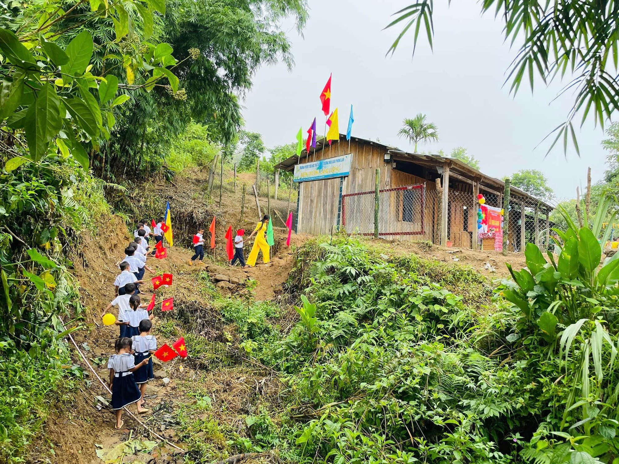 DàNh đấT CôNg Bỏ Hoang Cho TrườNg HọC, TạI Sao KhôNg? - ẢNh 3.