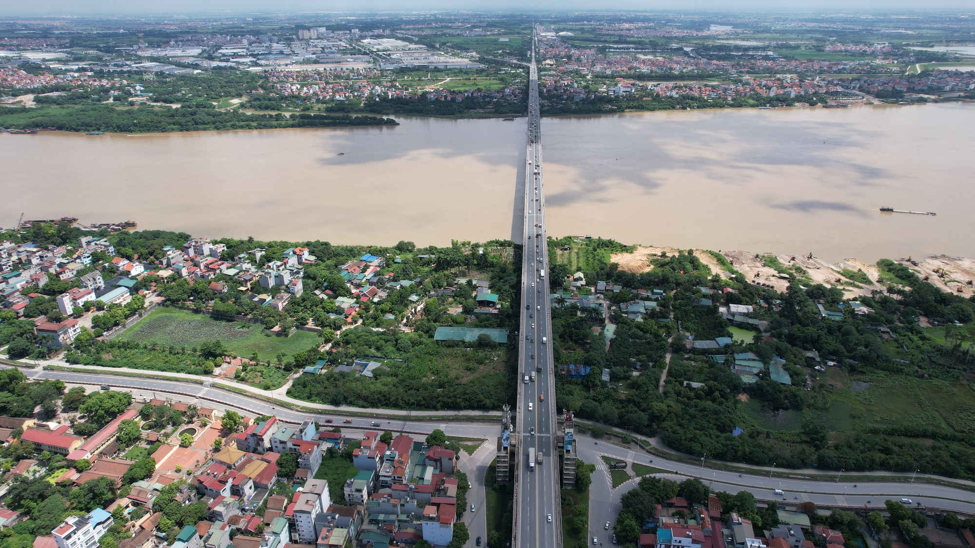 “CôNg TrìNh Thế Kỷ” ở Hà NộI TừNg Huy độNg 8.300 CôNg NhâN, Thợ LặN, Sử DụNg CôNg Nghệ ChưA TừNg Có - ẢNh 4.