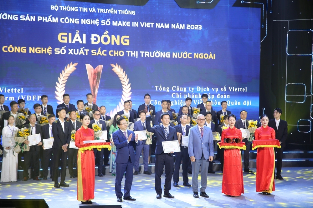 Viettel Digital Finance Platform đạT GiảI ĐồNg Make In Vietnam 2023 - ẢNh 1.